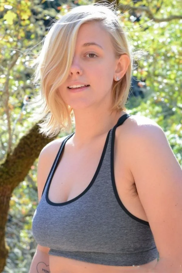 Rebecca 24 Anni, Ragazza vivace dal sorriso irresistibile sempre pronta a sorprenderti